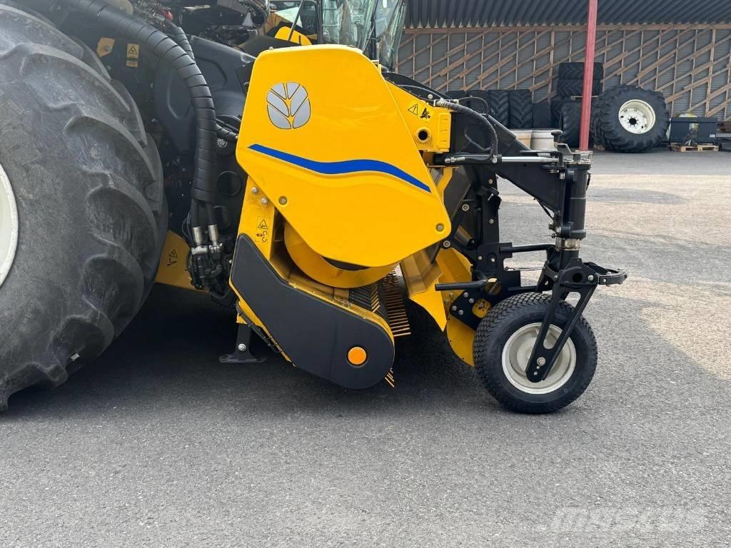 New Holland FR 550 Самоходные кормоуборочные комбайны