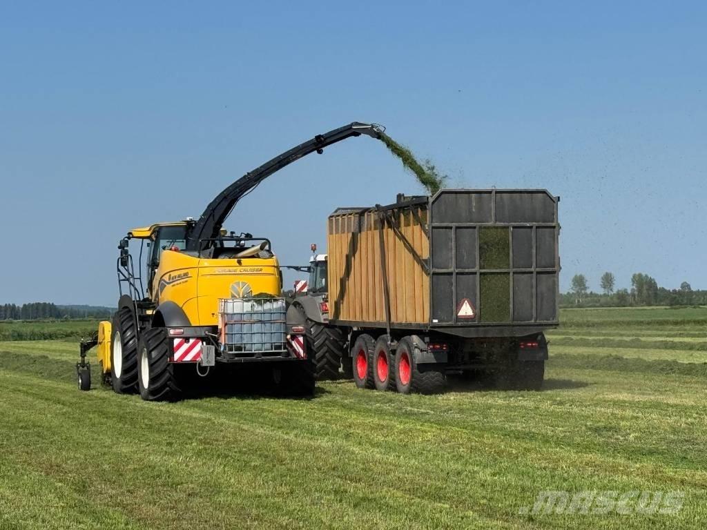 New Holland FR 550 Самоходные кормоуборочные комбайны