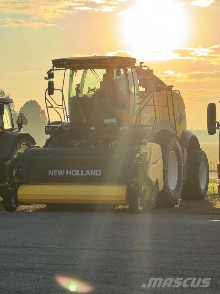 New Holland FR 550 Самоходные кормоуборочные комбайны