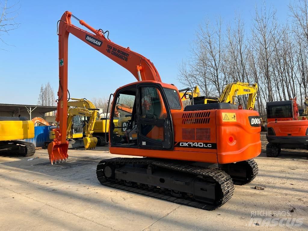 Doosan DX140 Мини-экскаваторы