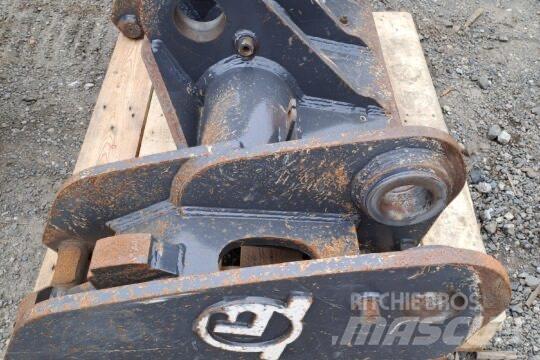 Develon Hitch Мини-экскаваторы