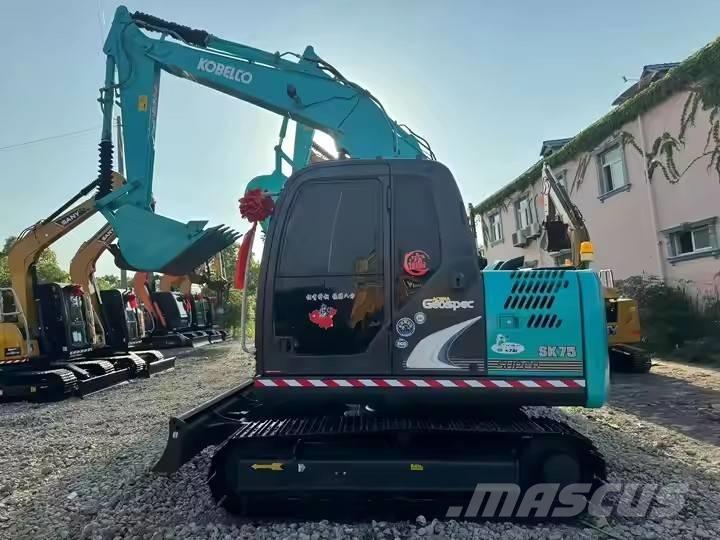 Kobelco SK 75 Гусеничные экскаваторы