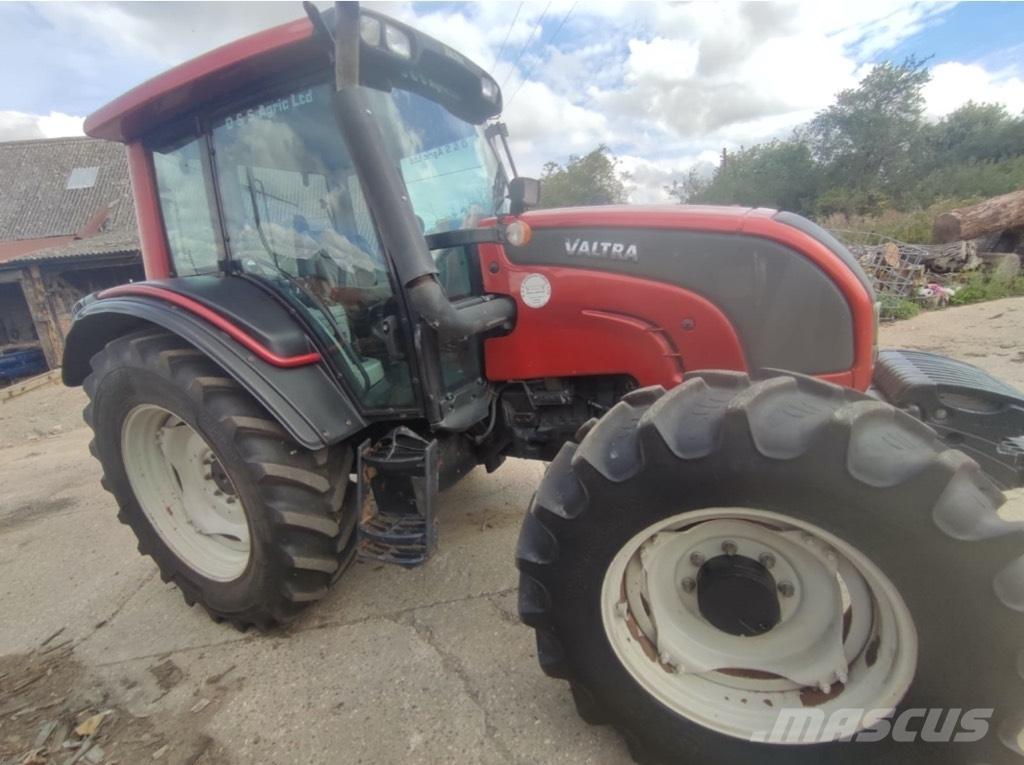 Valtra N 101 Трактора
