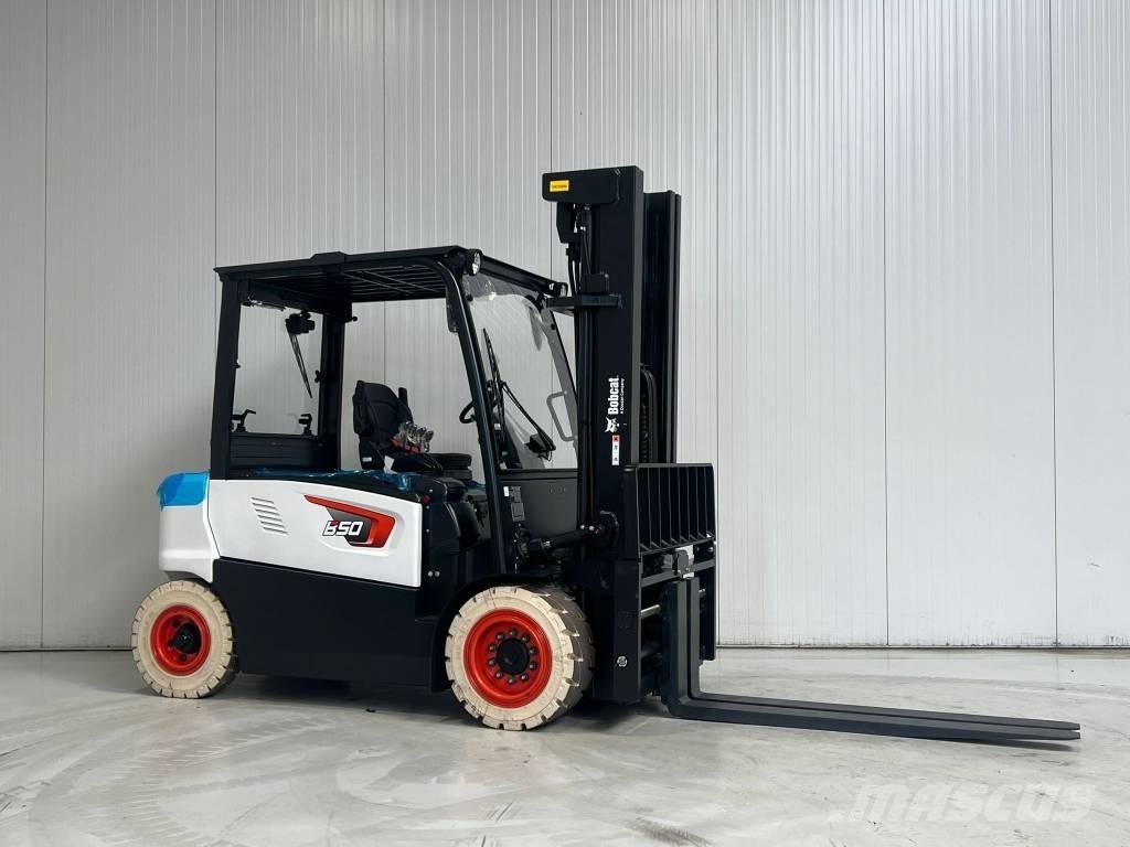 Bobcat B50XC-7 Электропогрузчики