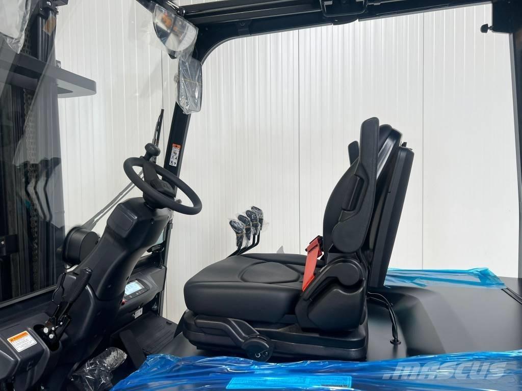 Bobcat B50XC-7 Электропогрузчики