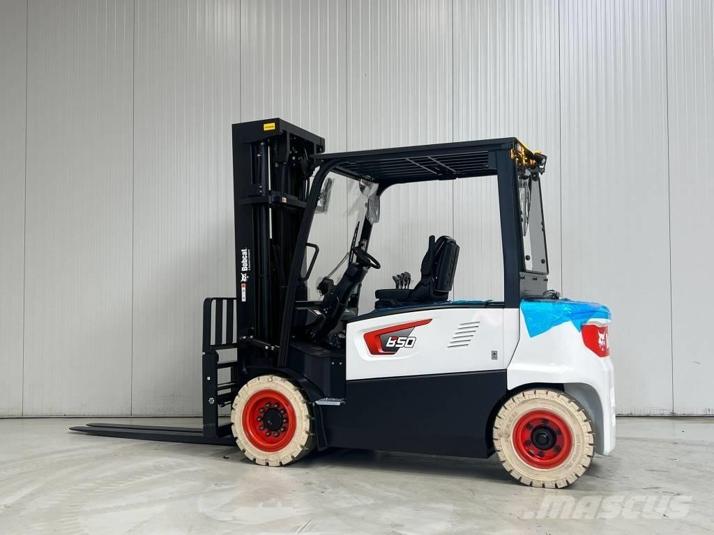 Bobcat B50XC-7 Электропогрузчики