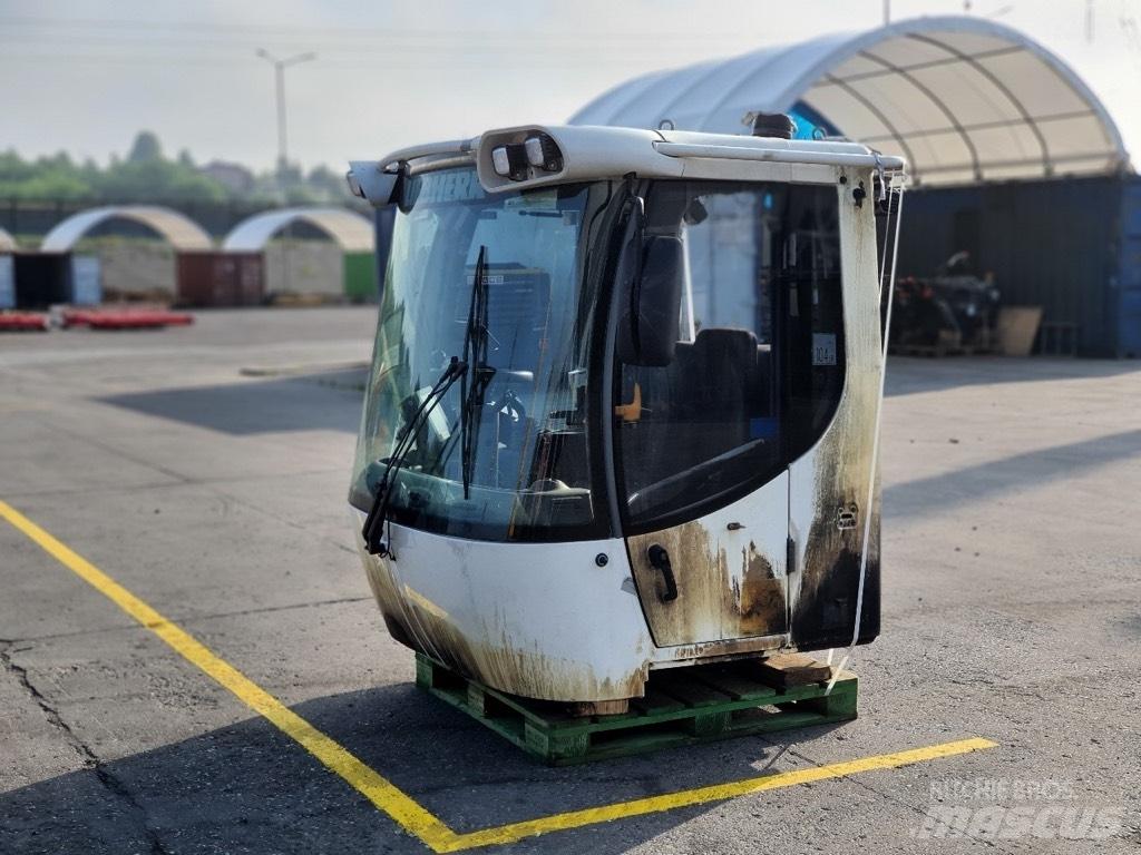 Liebherr L 550 CAB Кабины и интерьер