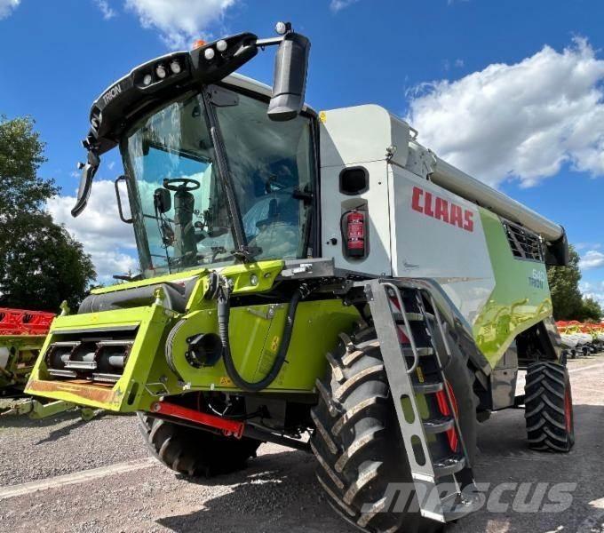 CLAAS TRION 640 Зерноуборочные комбайны