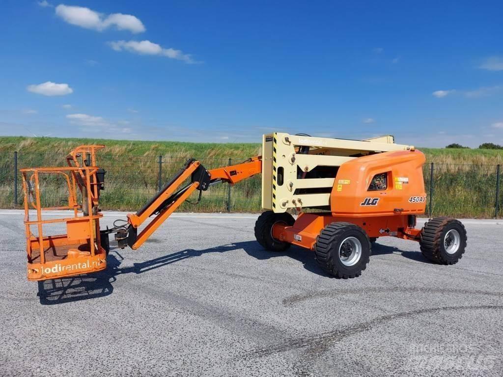 JLG 450 AJ Коленчатые подъемники