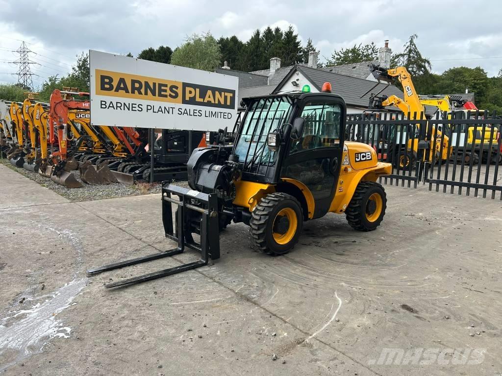 JCB 520-40 Телескопические погрузчики