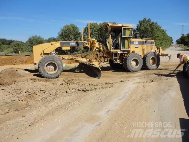 CAT 140H Грейдеры