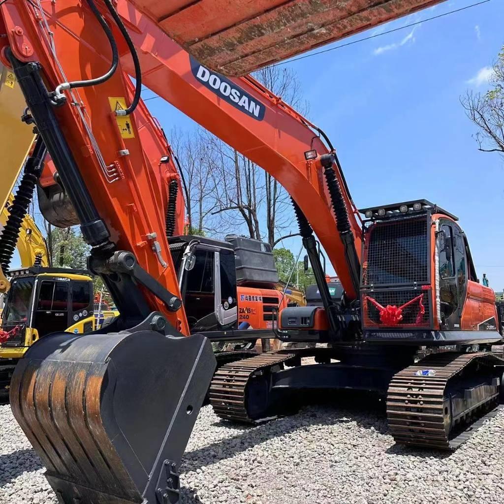 Doosan DX 225 LC Гусеничные экскаваторы