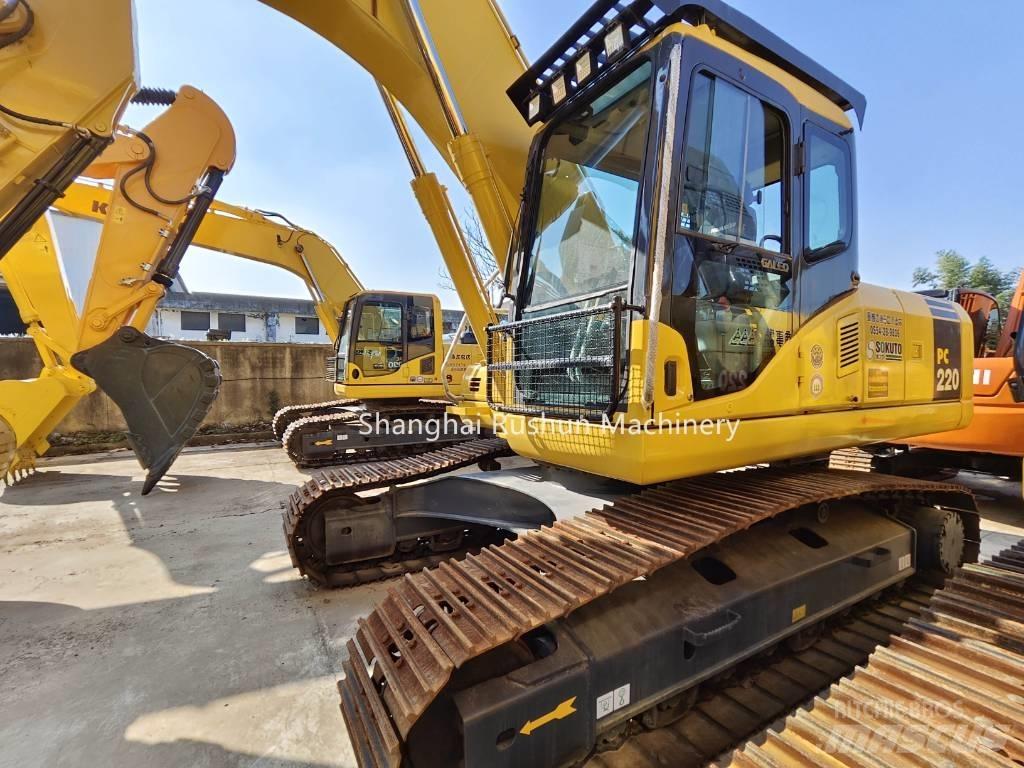 Komatsu PC220-7 Гусеничные экскаваторы