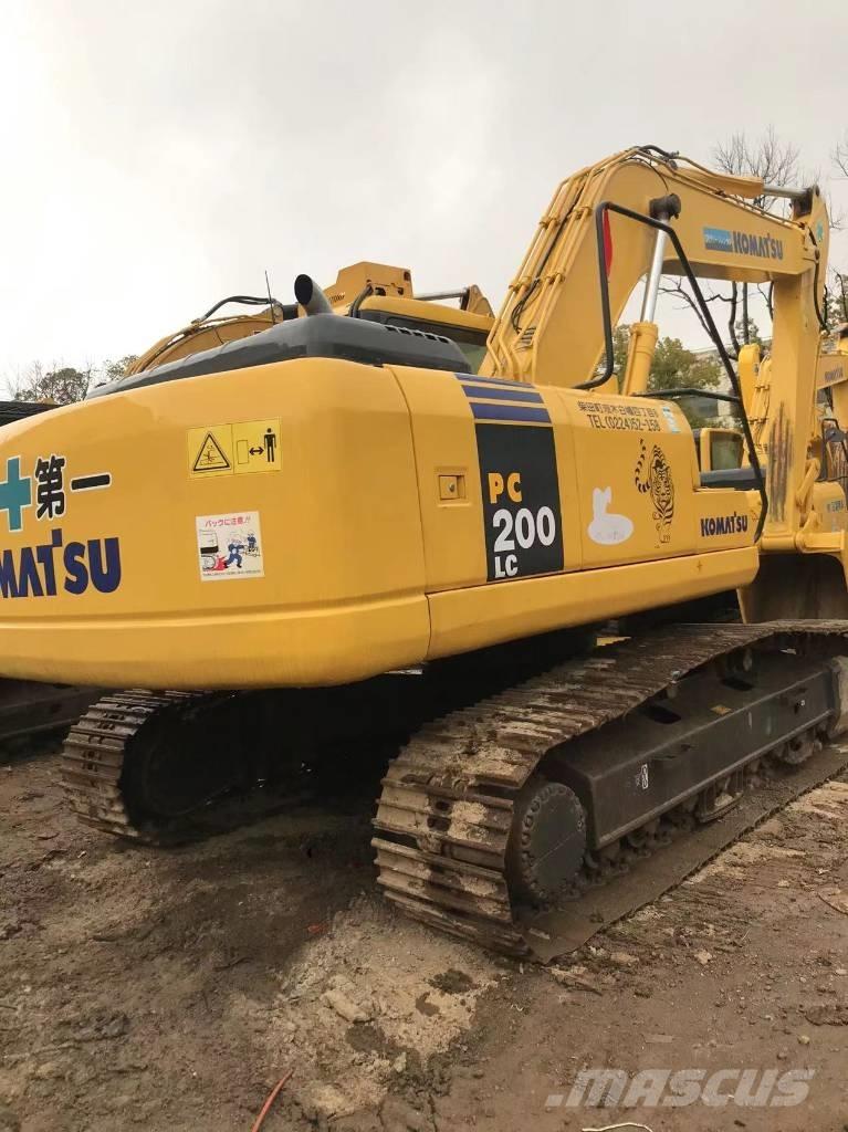 Komatsu pc200-7 Гусеничные экскаваторы