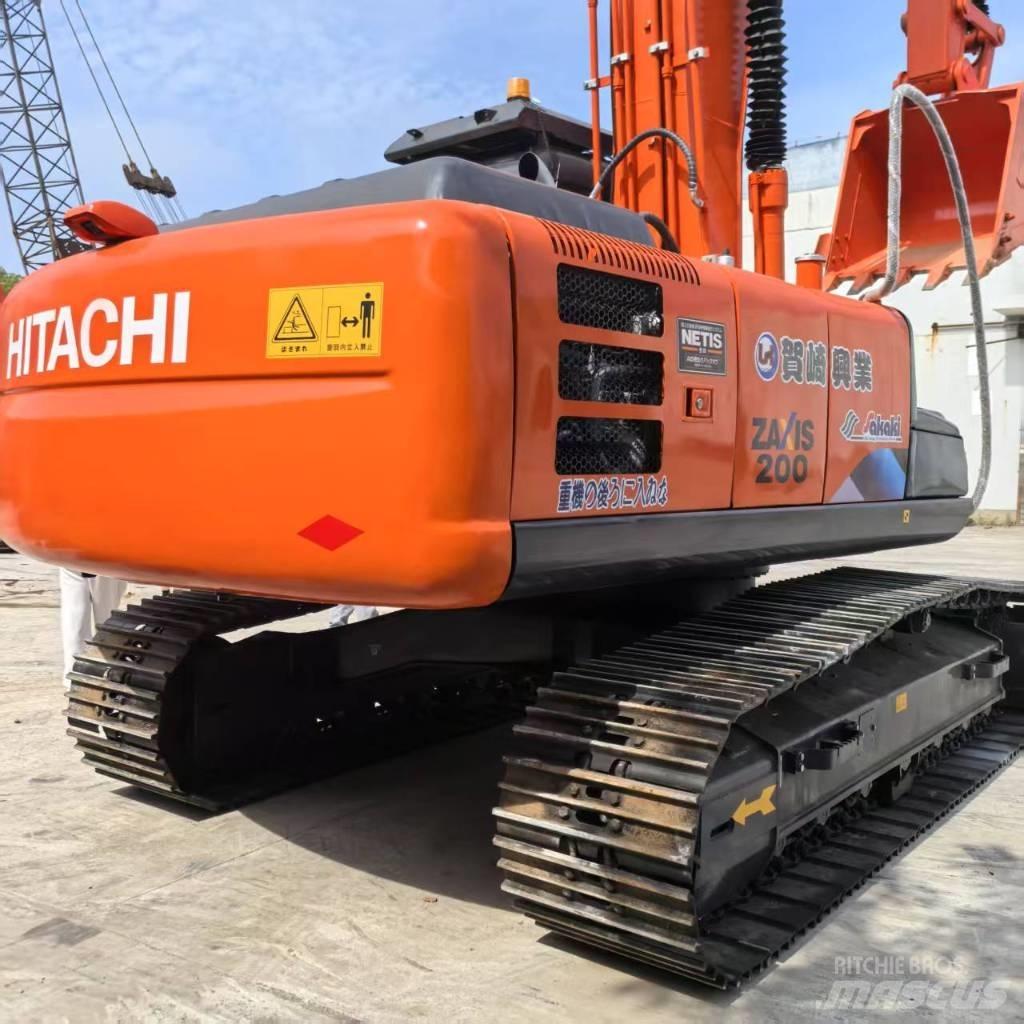 htiachi zx200-3g Малые экскаваторы 7т-12т