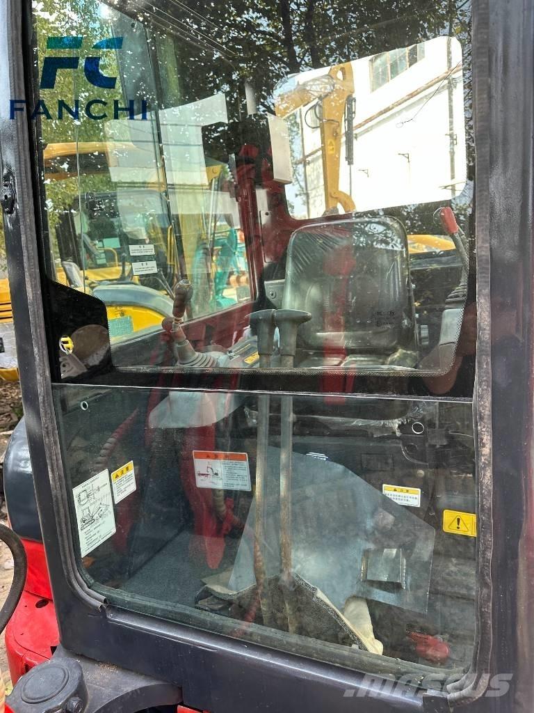 Kubota u35 Гусеничные экскаваторы