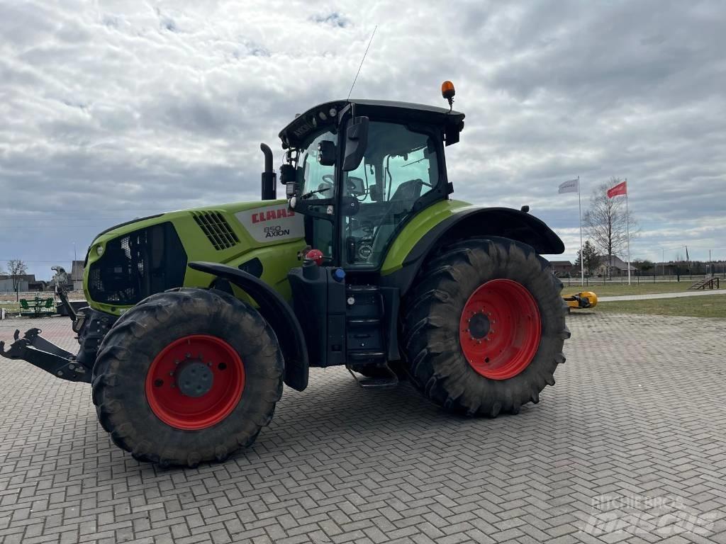 CLAAS Axion 850 Трактора