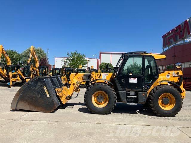 JCB 560-80 WM Телескопические погрузчики