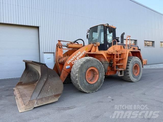 Doosan DL 400 Фронтальные погрузчики