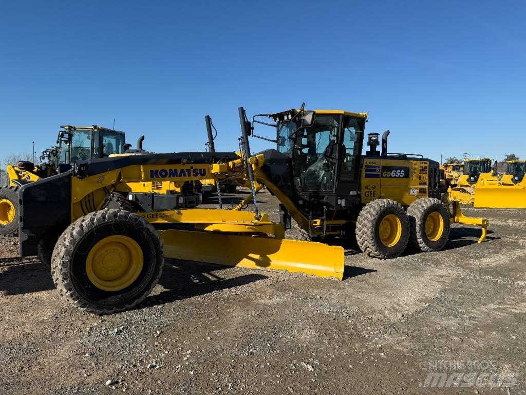 Komatsu GD655-7 Грейдеры