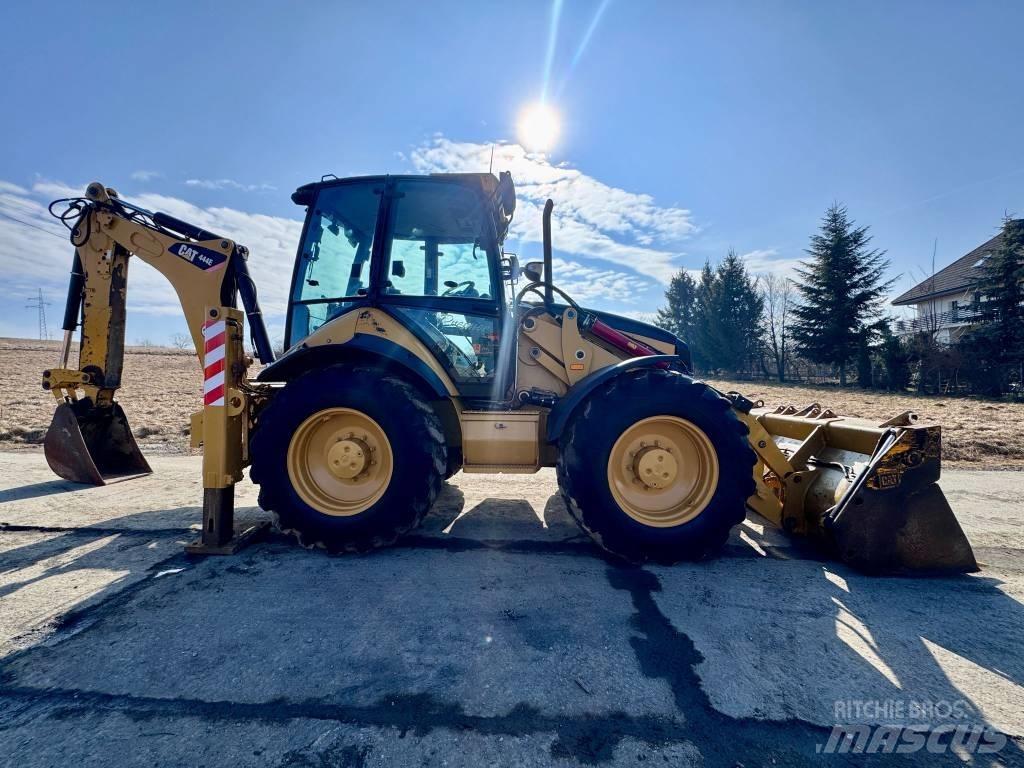 CAT 444 E Экскаваторы-погрузчики