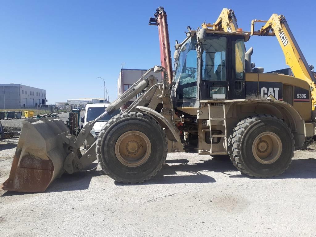 CAT 930 G Фронтальные погрузчики