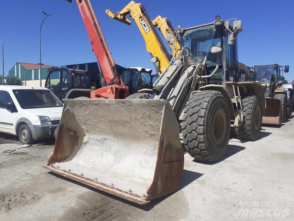 CAT 930 G Фронтальные погрузчики