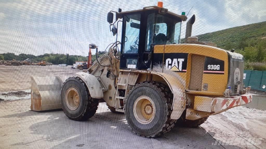 CAT 930 G Фронтальные погрузчики