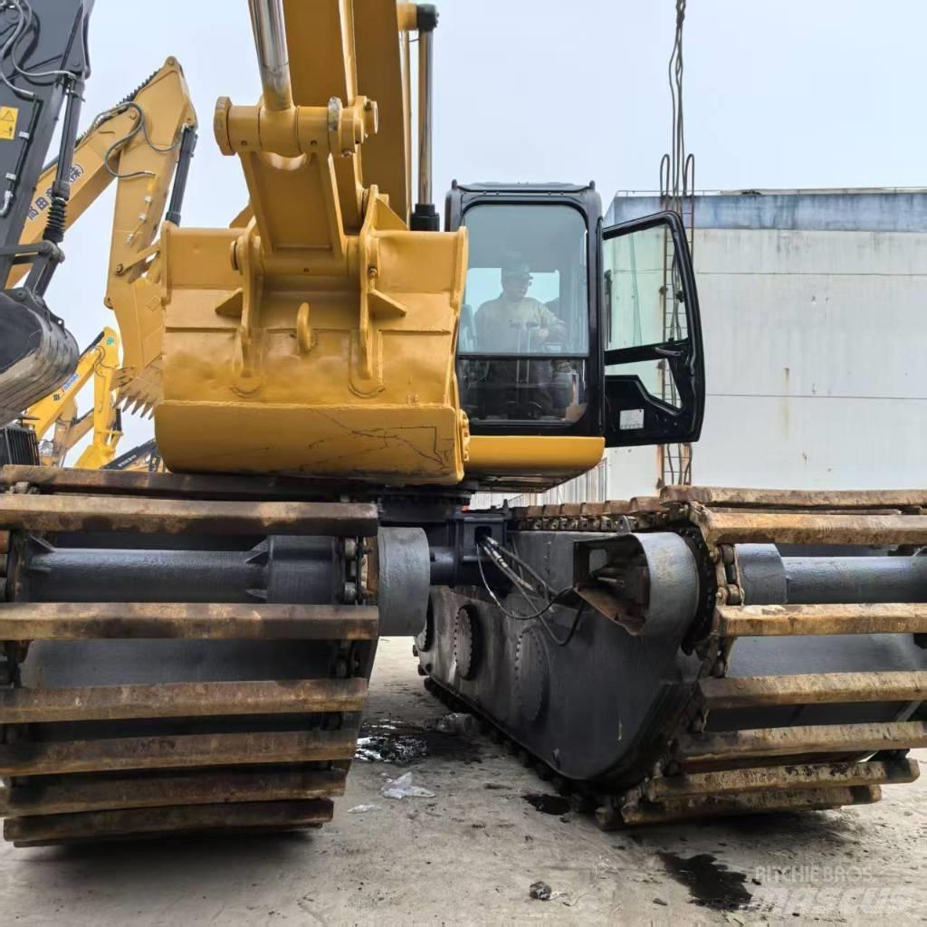 CAT 320 D Экскаваторы-амфибии