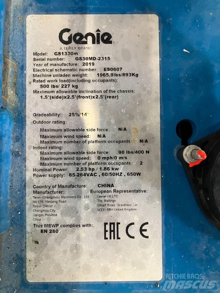 Genie GS 1330 Ножничные подъемники