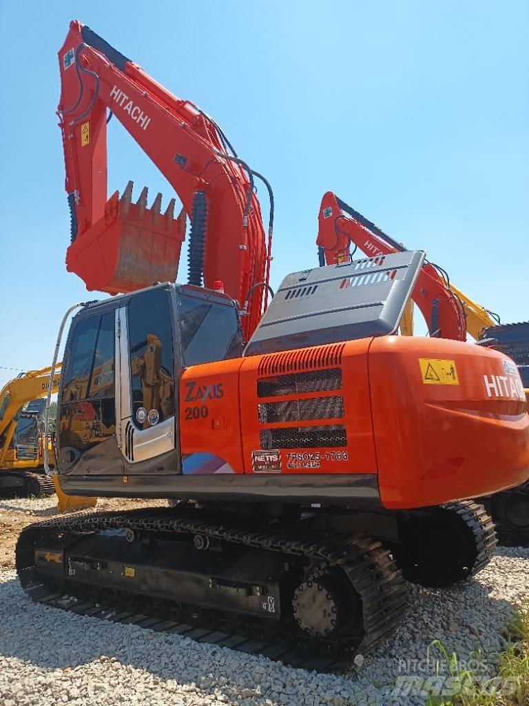 Hitachi ZX 200 Малые экскаваторы 7т-12т