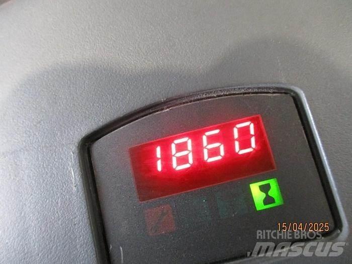 BT LPE 200-6 Самоходные электрические тележки