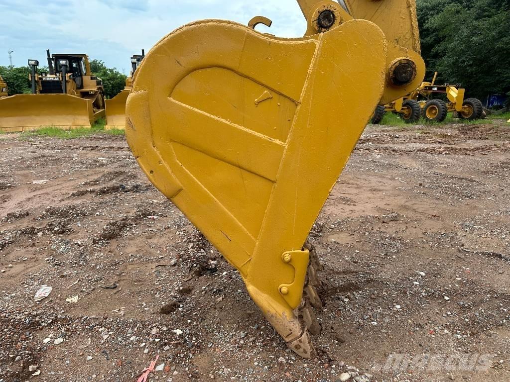CAT 330 CL Гусеничные экскаваторы