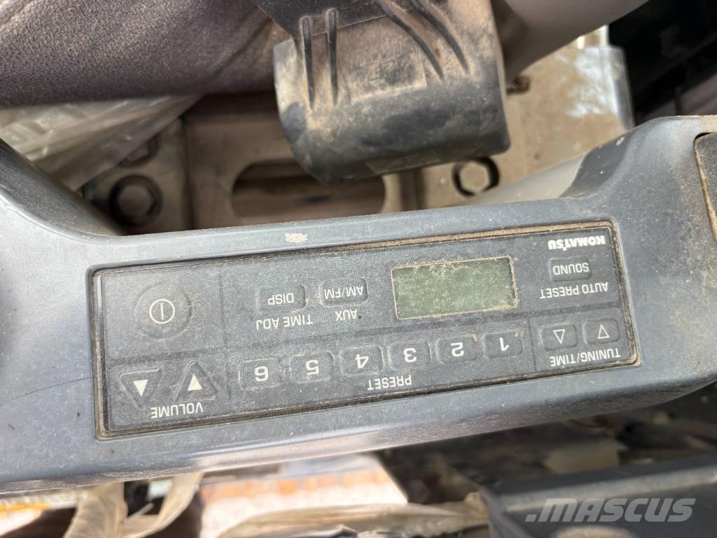 Komatsu PC210LC-10 Гусеничные экскаваторы