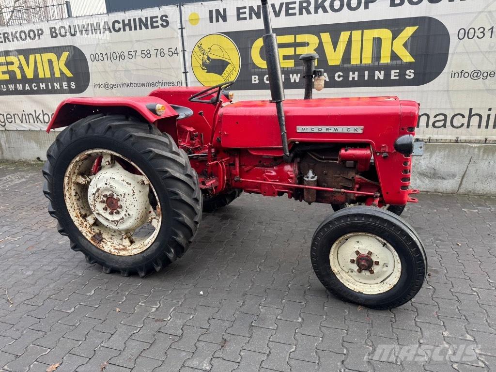 McCormick Oltimer Трактора