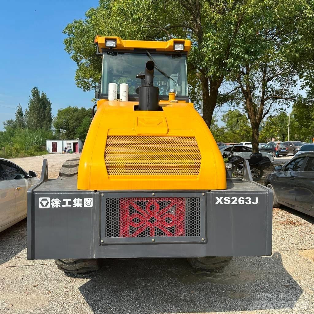 XCMG XS263J Грунтовые катки