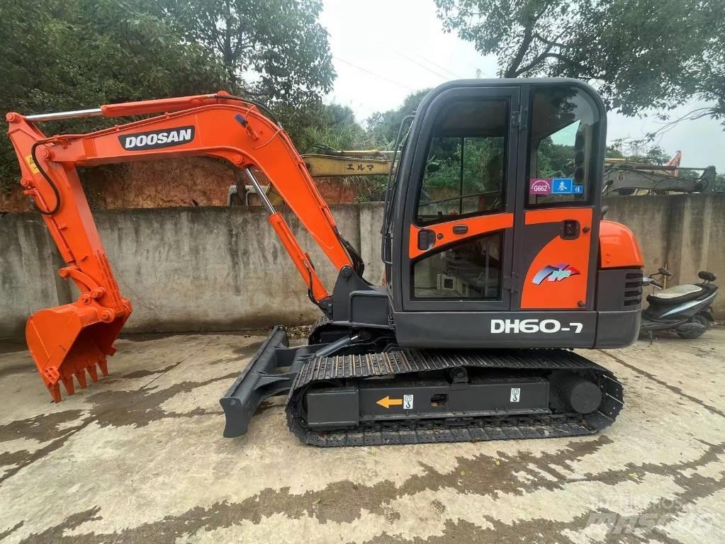 Doosan DH 60-7 Мини-экскаваторы