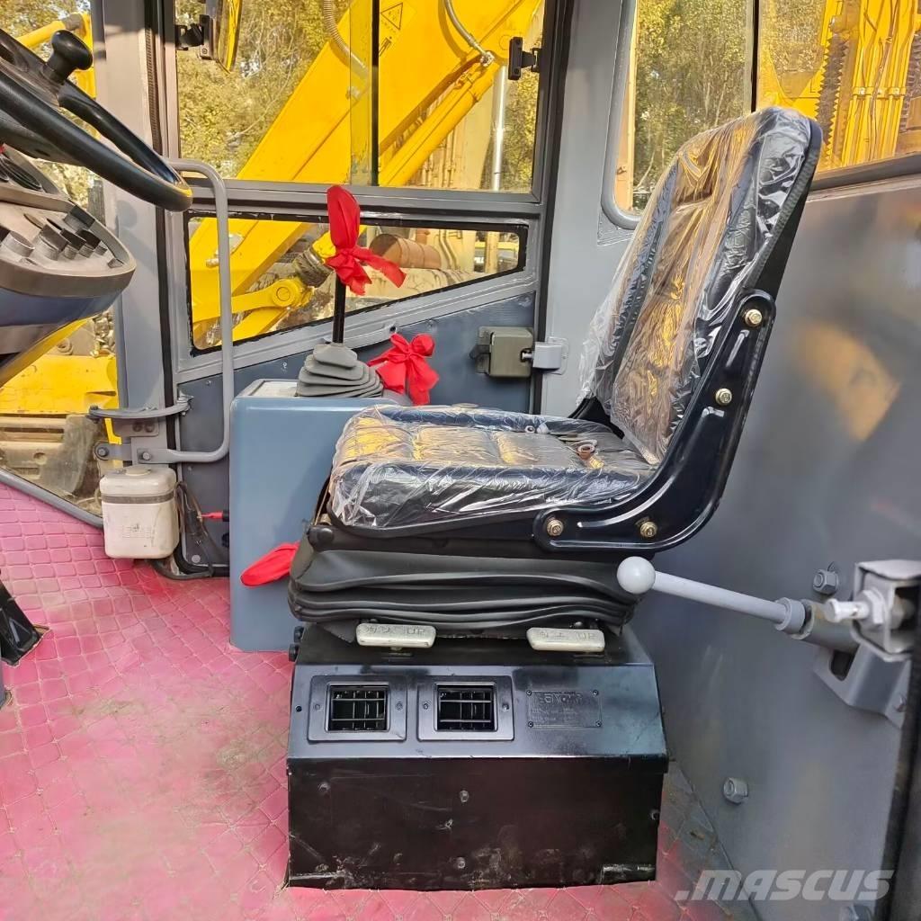 XCMG XS 143 J Грунтовые катки