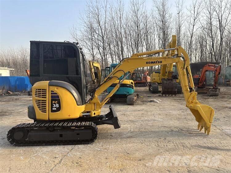 Komatsu PC 35 MR Гусеничные экскаваторы