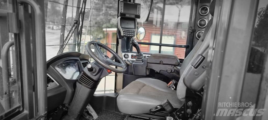Hyundai HL 960 Фронтальные погрузчики