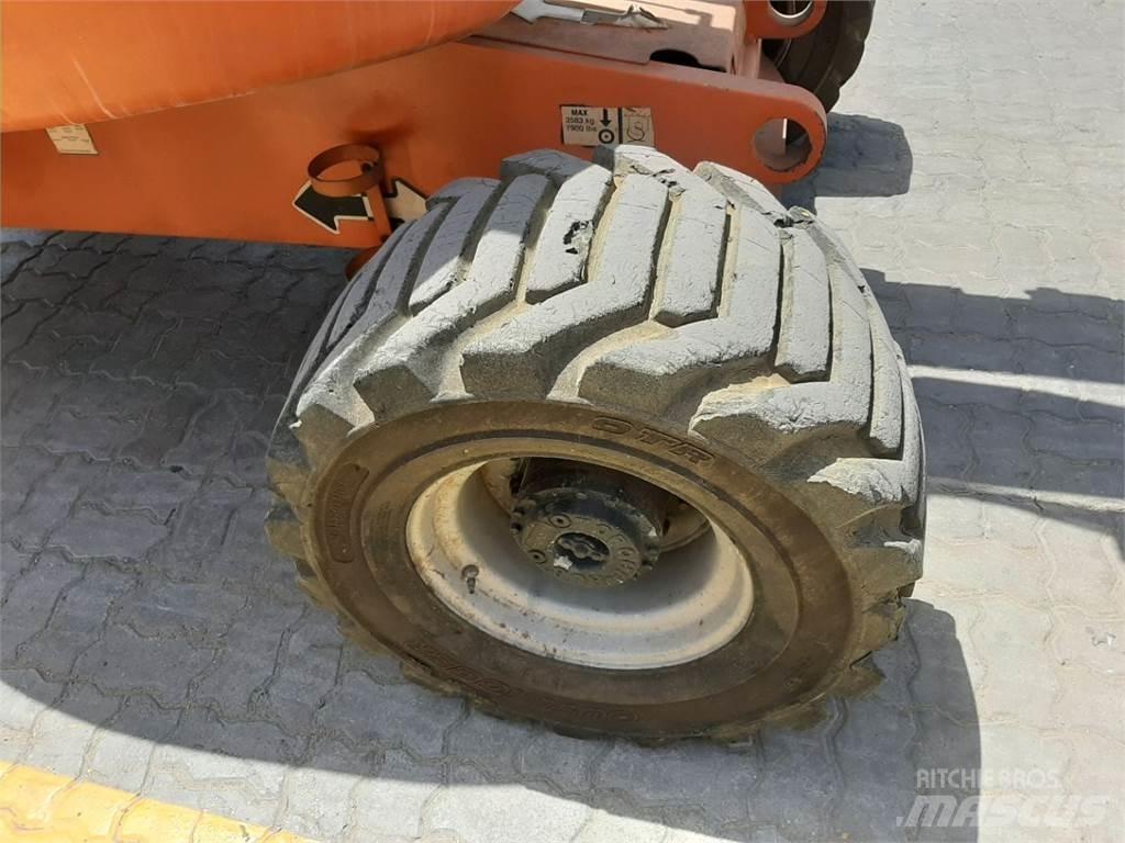 JLG 450AJ Коленчатые подъемники