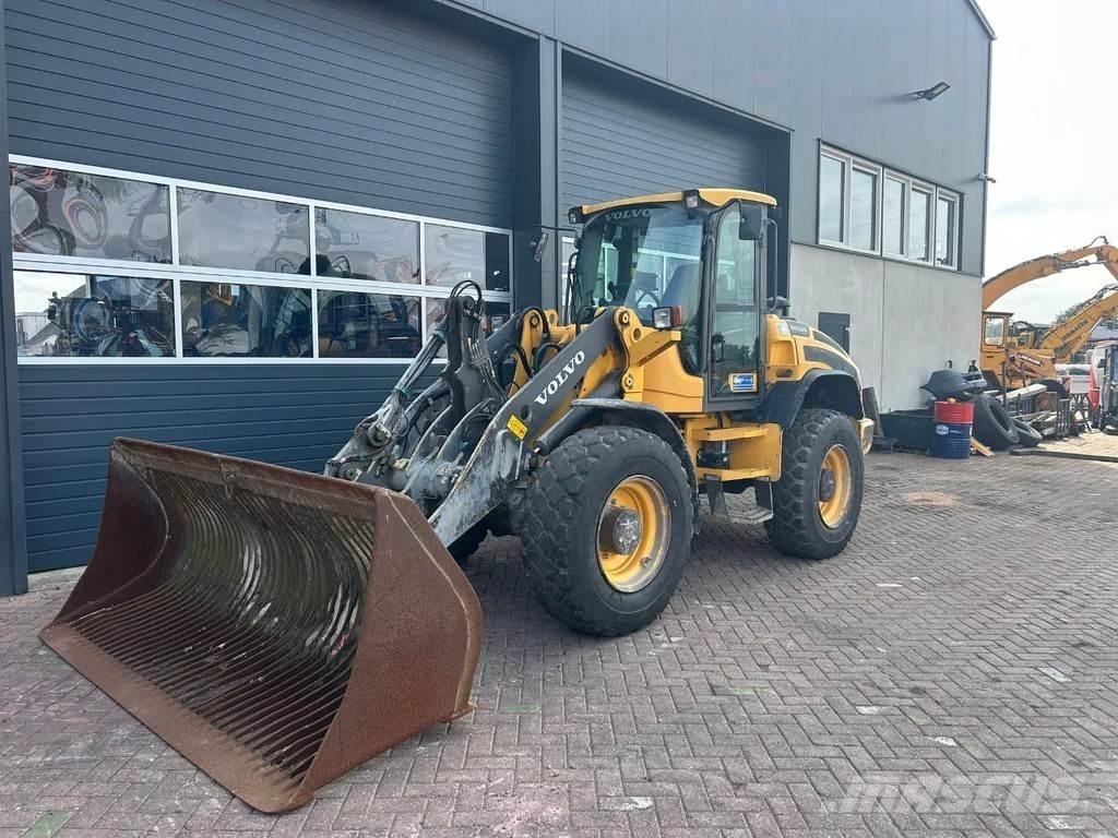 Volvo L45G Фронтальные погрузчики