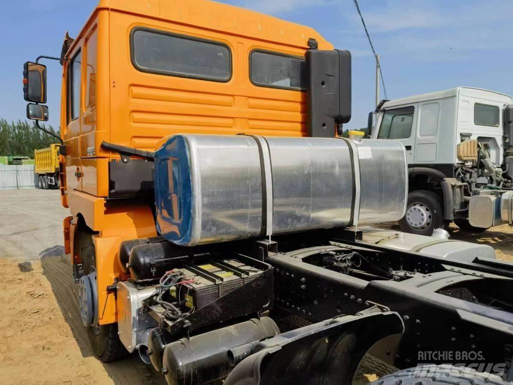 Shacman F3000 6X4 Седельные тягачи