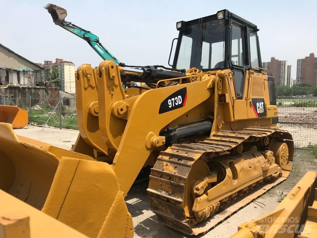 CAT 973D Гусеничные фронтальные погрузчики