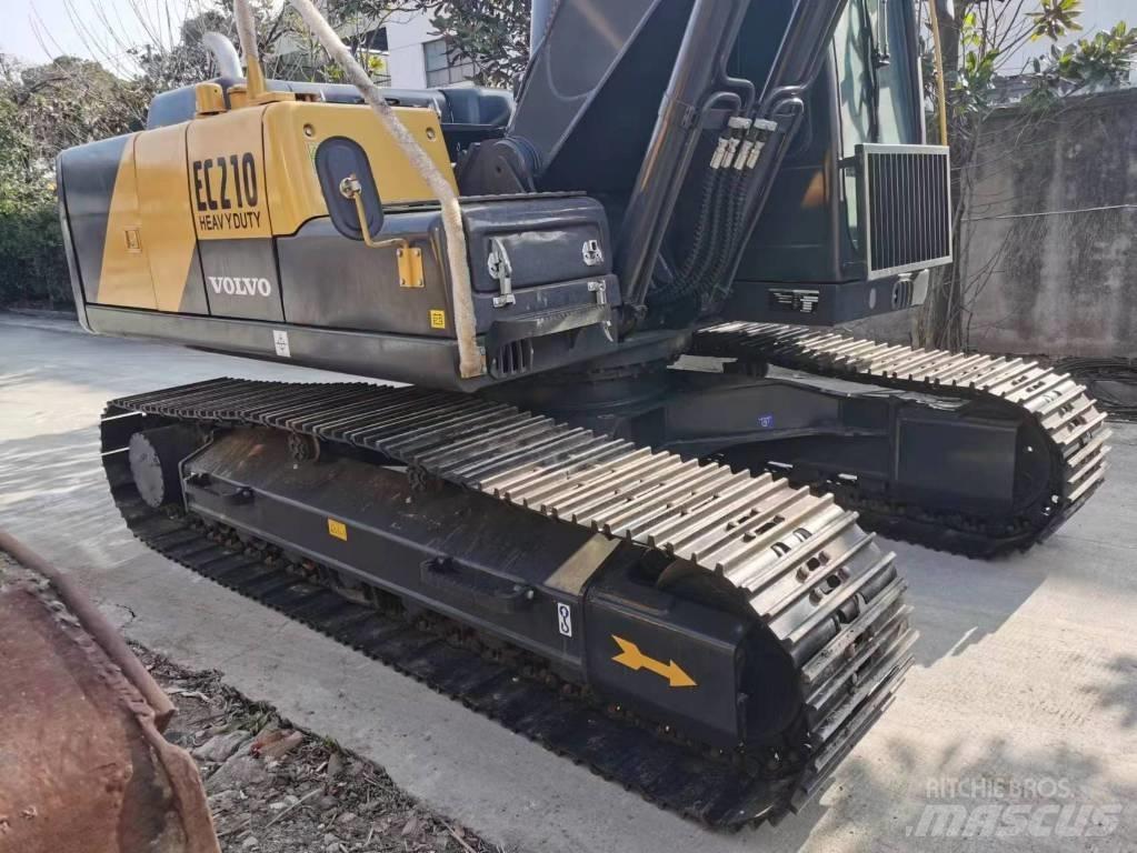 Volvo EC 210 B LC Гусеничные экскаваторы