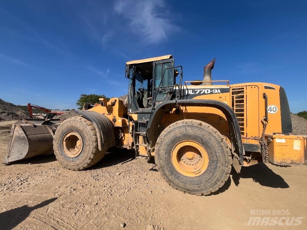 Hyundai HL 770-9 A Фронтальные погрузчики