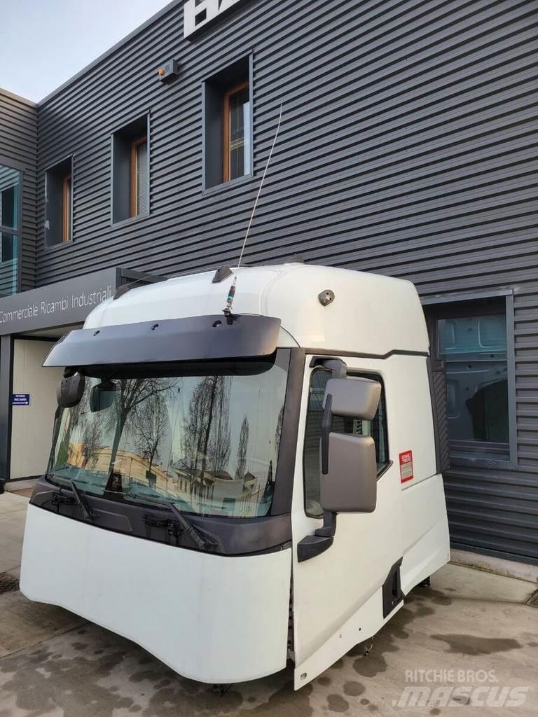 Renault T model Кабины