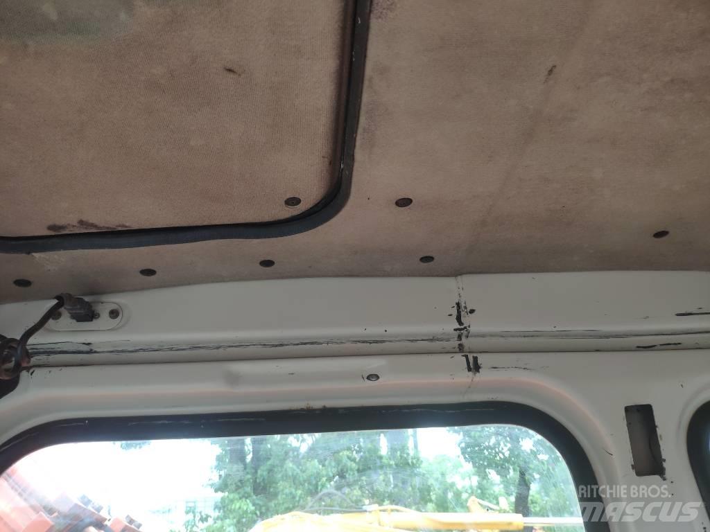 Doosan DH 150 W-7 Колёсные экскаваторы