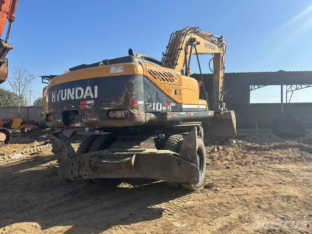 Hyundai R210W-9 Колёсные экскаваторы