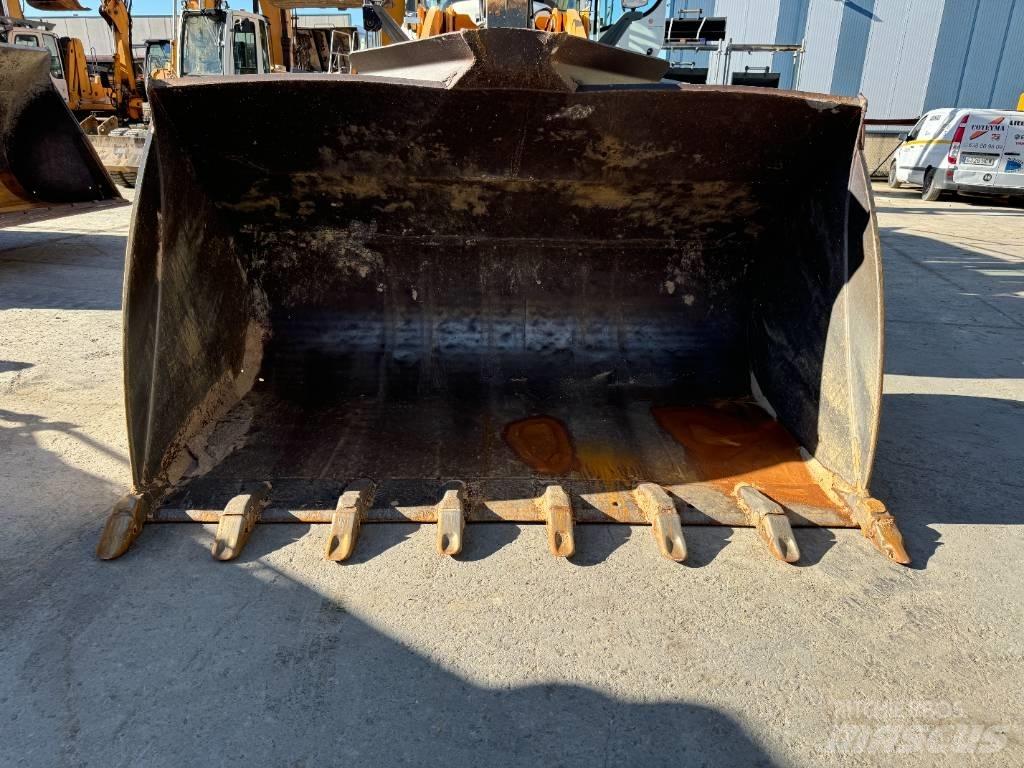 Liebherr L 576 Фронтальные погрузчики